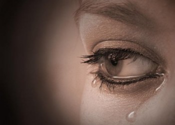 Lacrimi, usturimeposibila infectie? - Forumul Softpedia